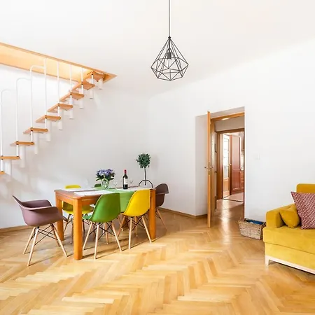 Rent Like Home - Kozia 3/5 Appartamento *